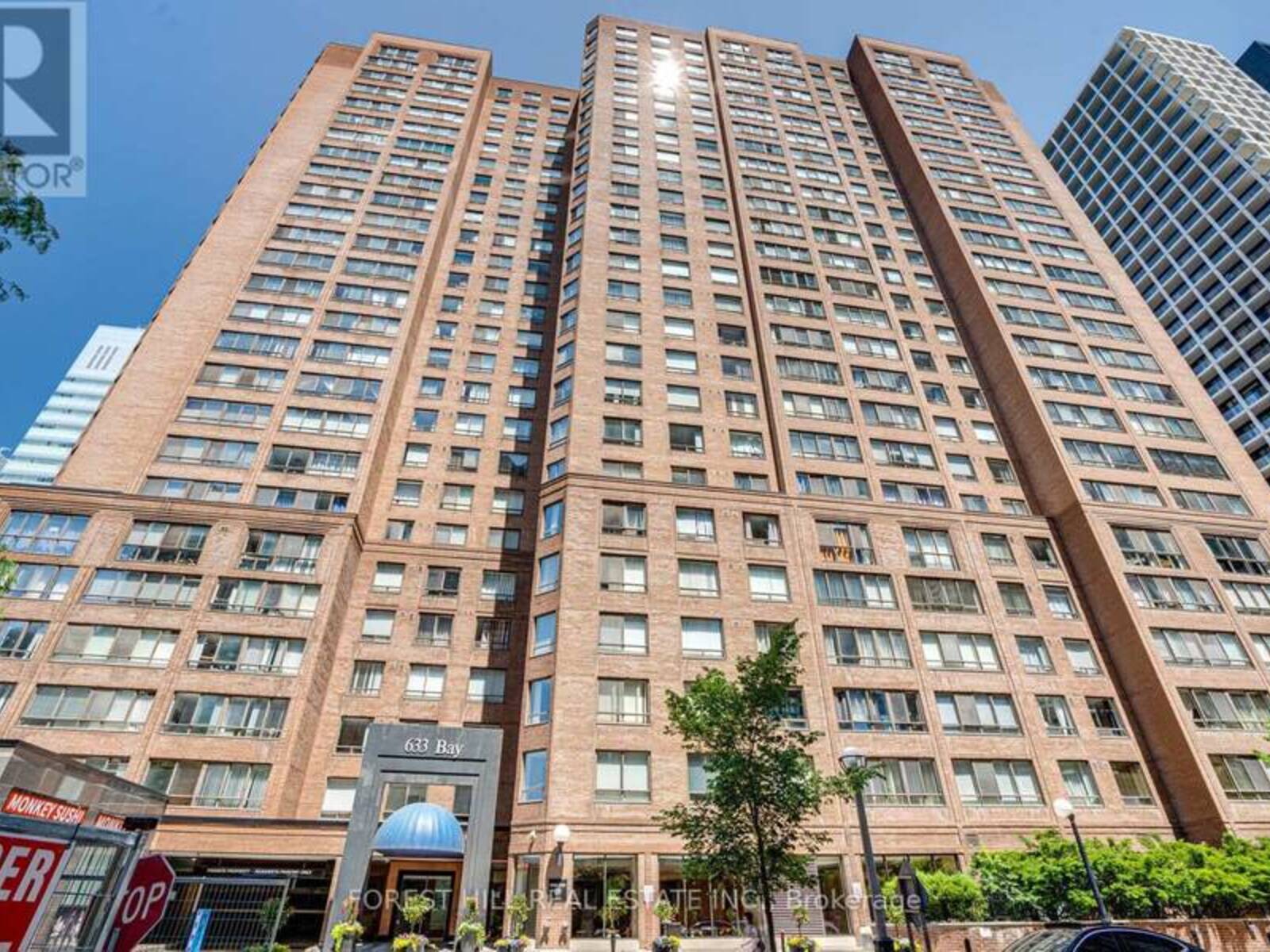 2703 - 633 BAY STREET, Toronto, Ontario M5G 2G4