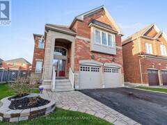 1318 HARLSTONE CRESCENT Oshawa Ontario, L1K 0N5