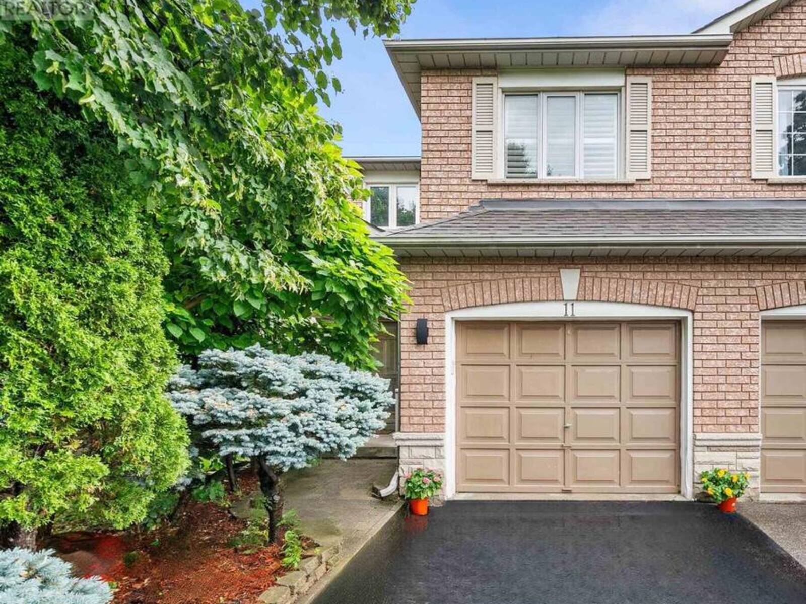 11 ALBERTA DRIVE, Vaughan, Ontario L4K 4X4