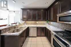 21 ROBERT GREEN CRESCENT | Vaughan Ontario | Slide Image Nine