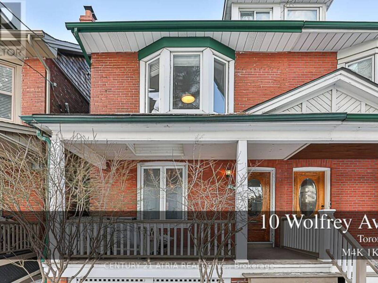 10 WOLFREY AVENUE, Toronto, Ontario M4K 1K8