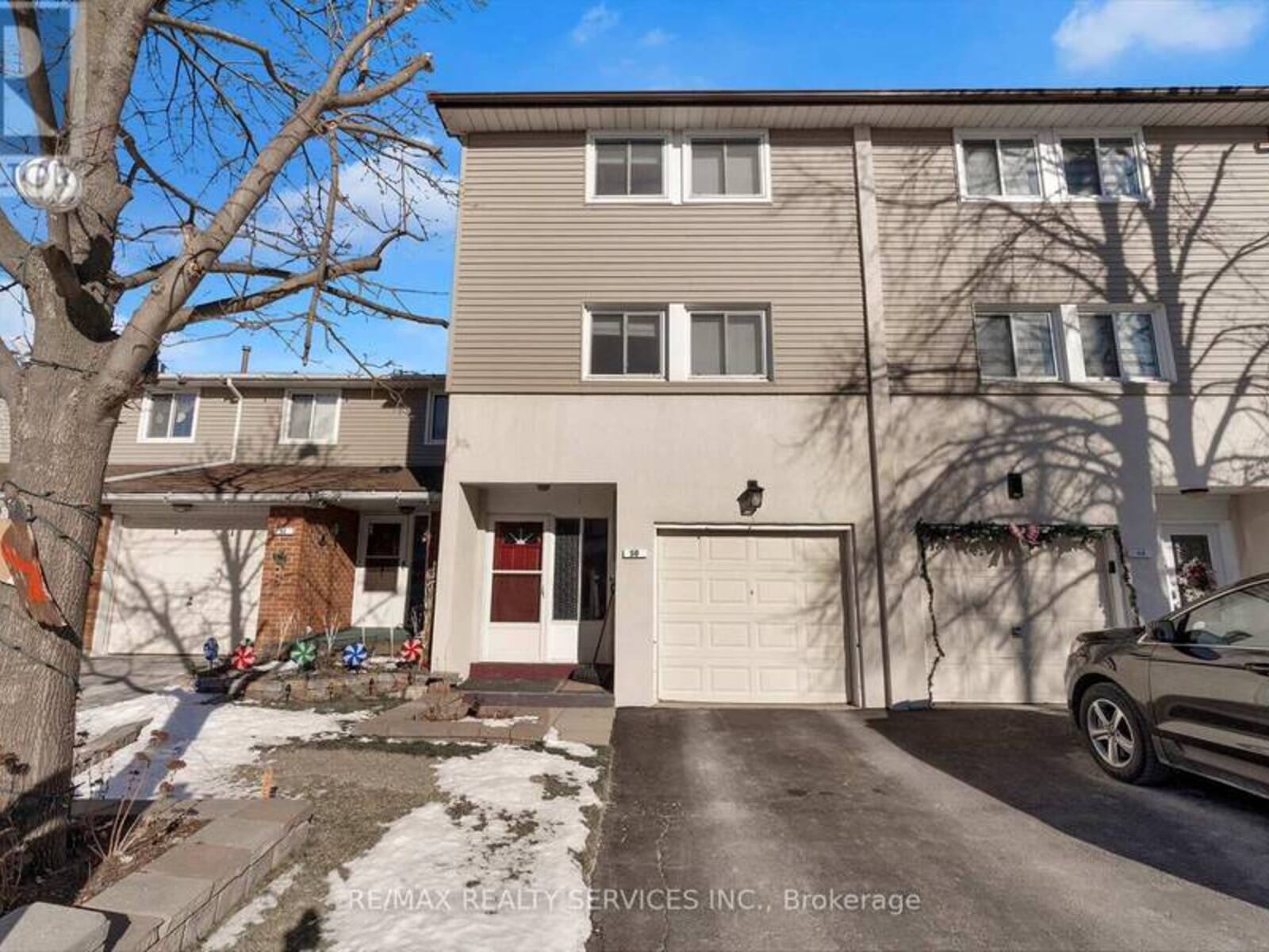 50 - 50 CARISBROOKE COURT, Brampton, Ontario L6S 3K1