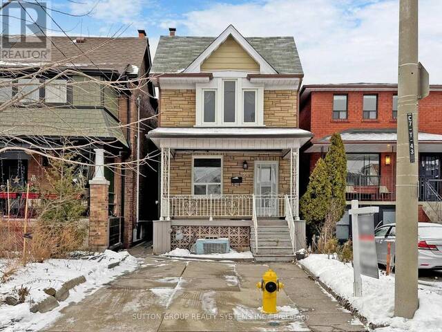 24 NORTON AVENUE Toronto Ontario, M6E 1E2