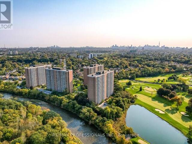 604 - 240 SCARLETT ROAD Toronto Ontario, M6N 4X4