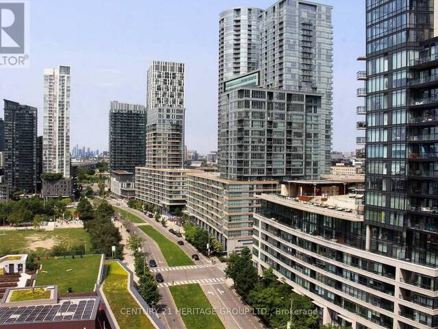 1802 - 15 FORT YORK BOULEVARD Toronto Ontario, M5V 3Y4