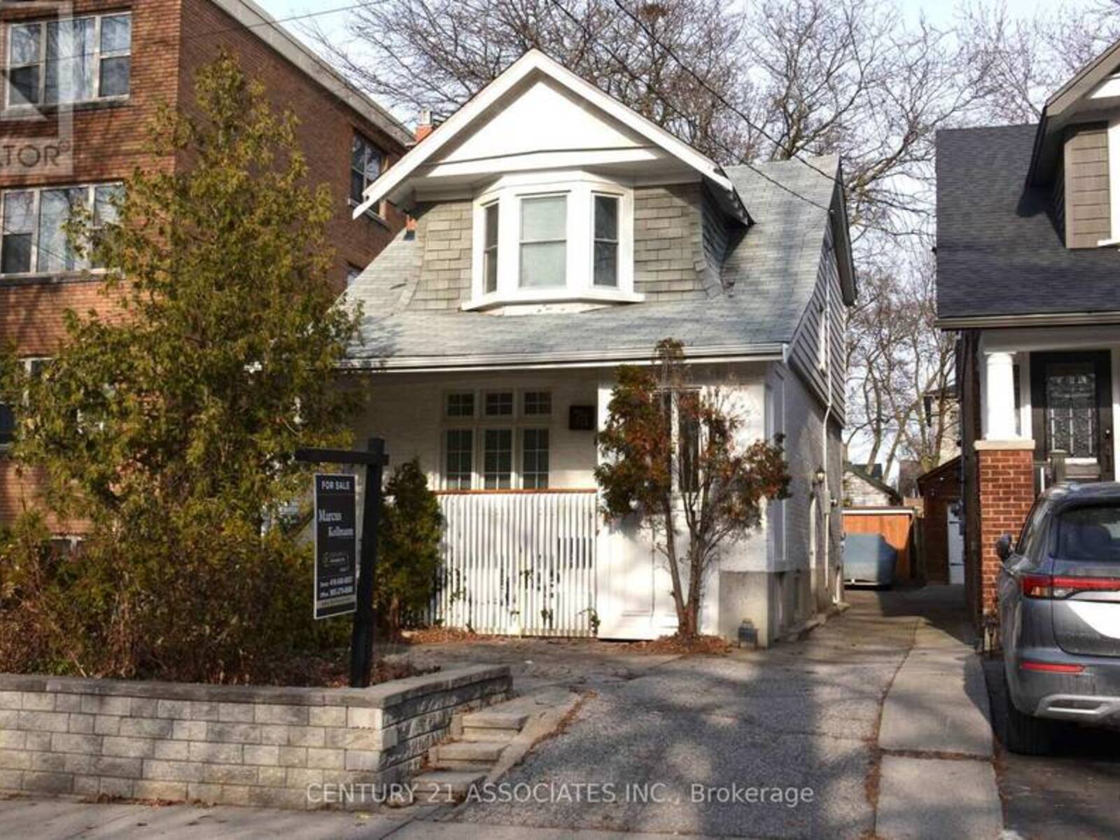 78 CASTLEFIELD AVENUE, Toronto, Ontario M4R 1G4