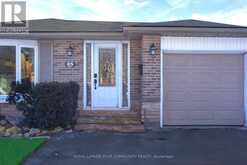 85 DEVINS DRIVE | Aurora Ontario | Slide Image Two