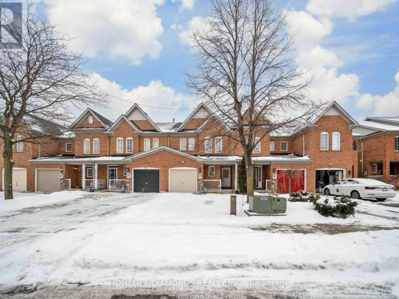 90 MONACO COURT, Brampton, Ontario L7A 1X2