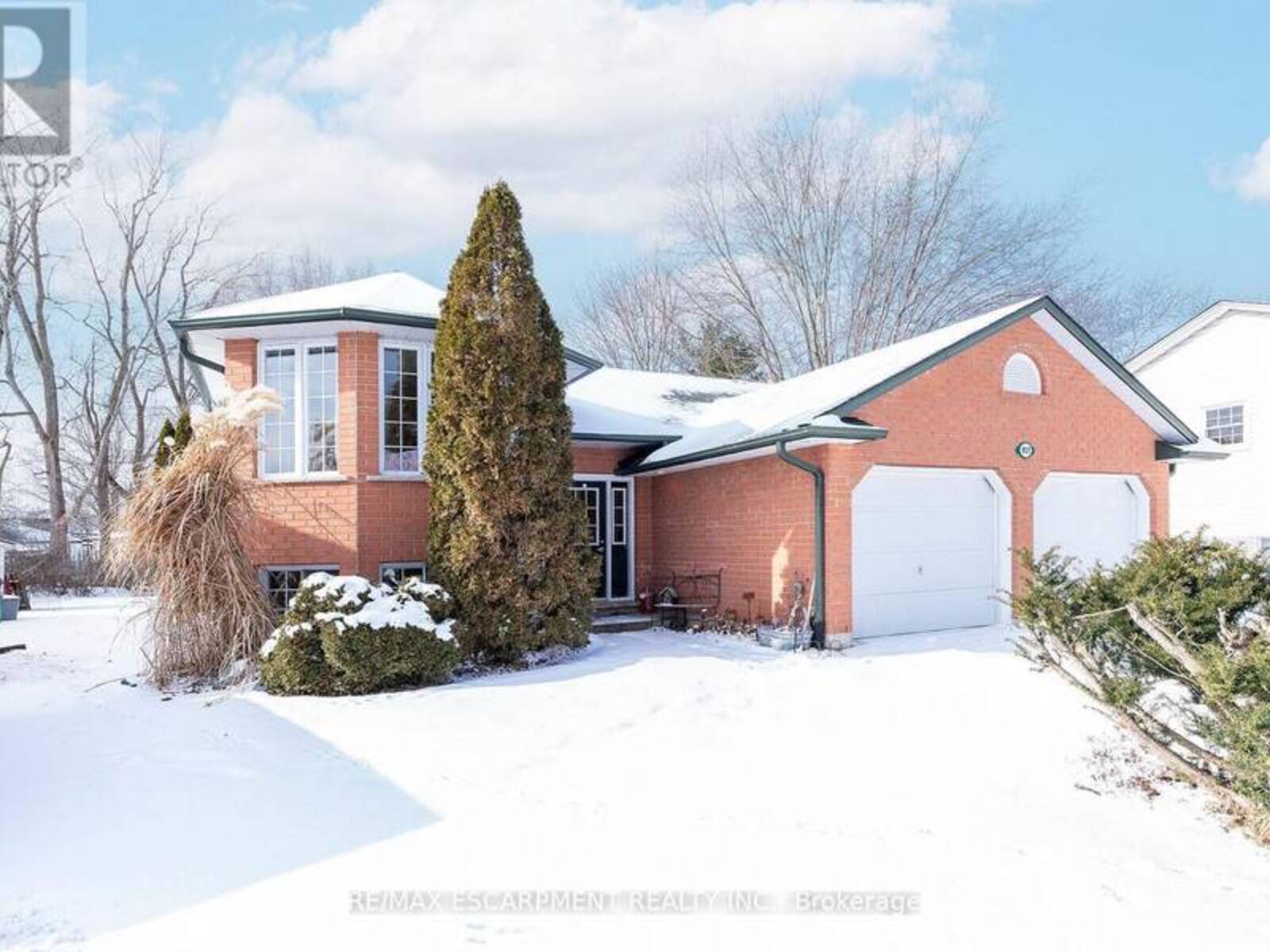 817 WOODSIDE COURT, Fort Erie, Ontario L2A 6R5