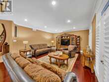 26 PADDOCK COURT | Kitchener Ontario | Slide Image Nine