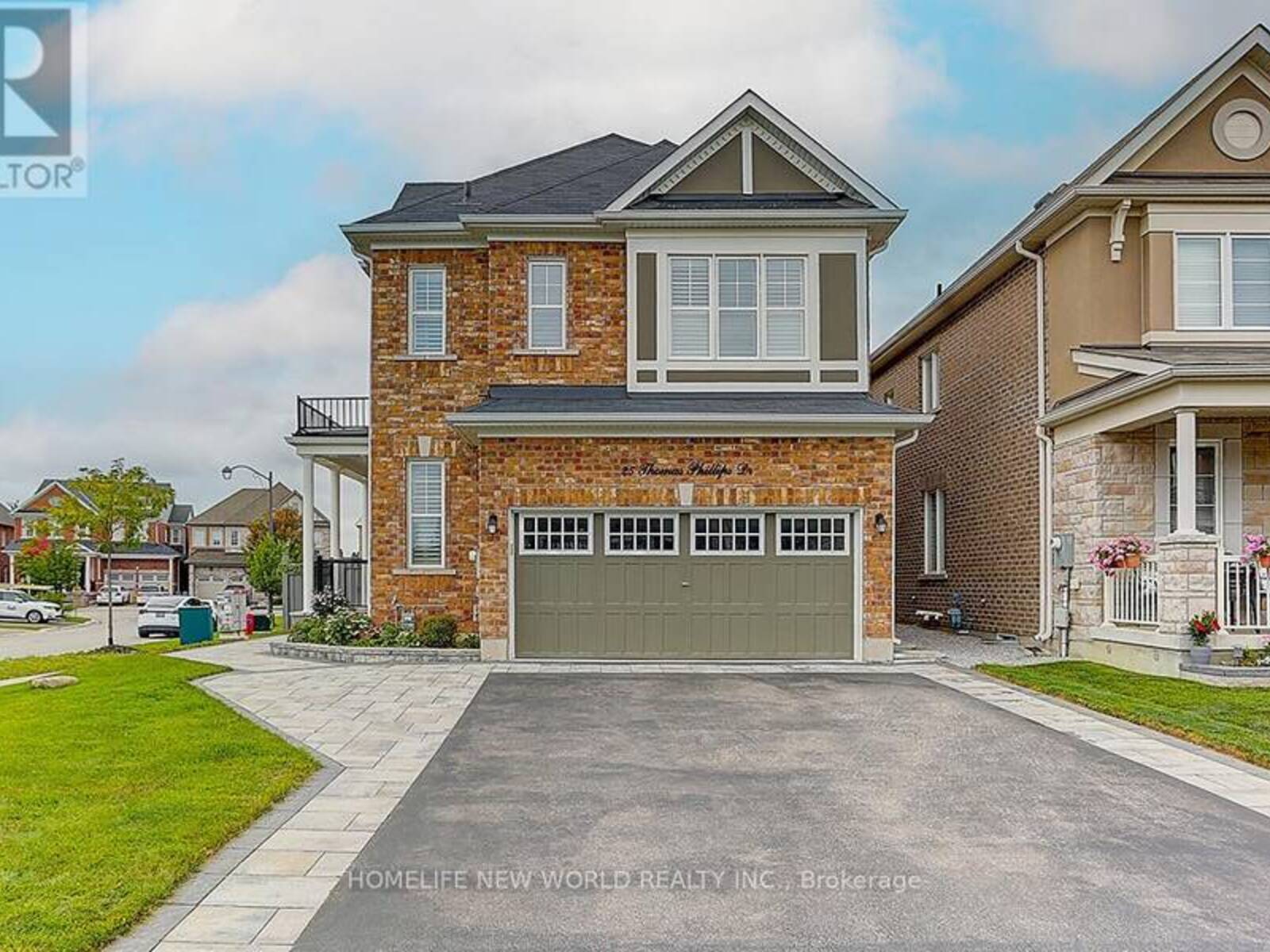 25 THOMAS PHILLIPS DRIVE, Aurora, Ontario L4G 0X2