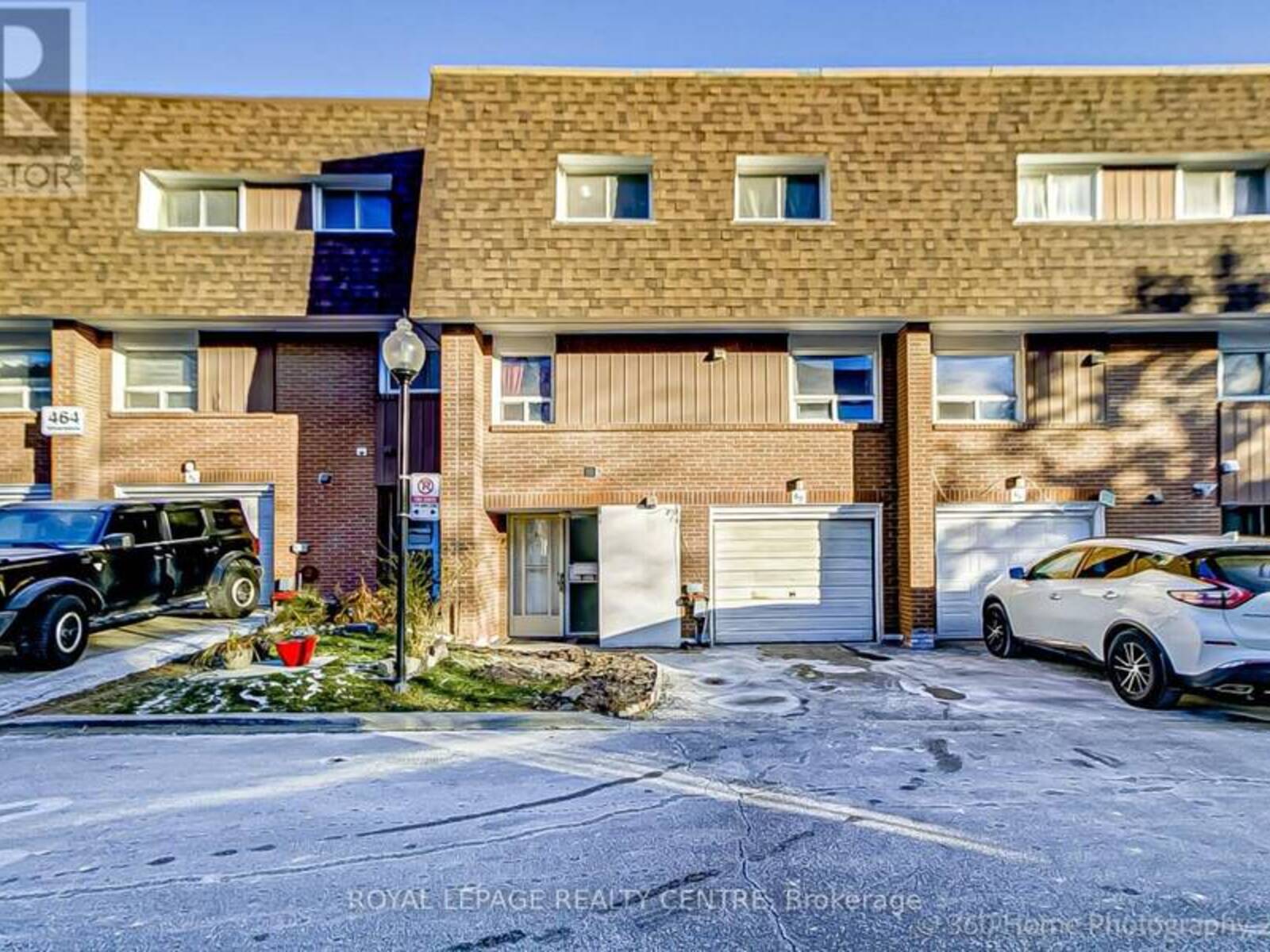 62 - 464 SILVERSTONE DRIVE, Toronto, Ontario M9V 3K8