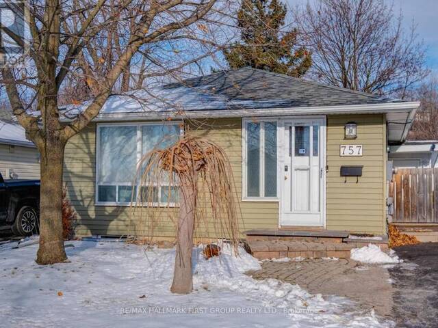 757 EDNA COURT Oshawa Ontario, L1H 7X8