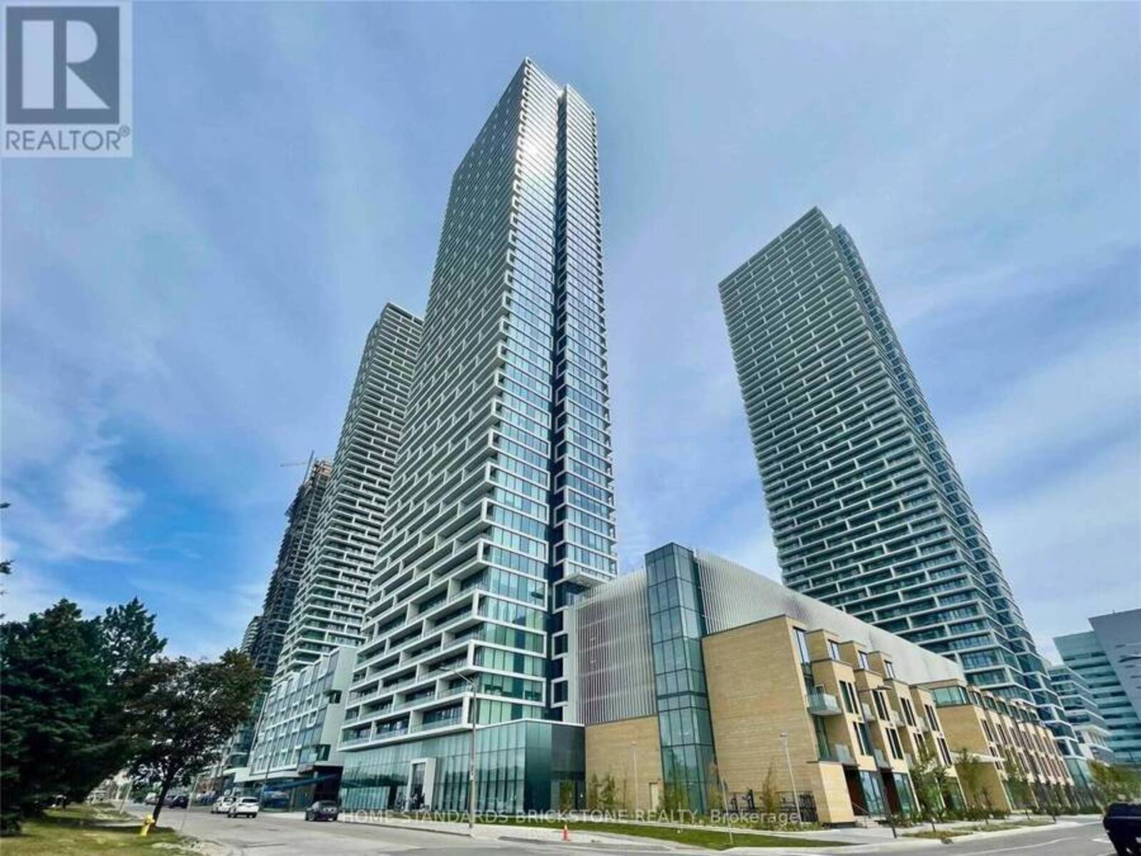 2909 - 898 PORTAGE PARKWAY, Vaughan, Ontario L4K 0J6