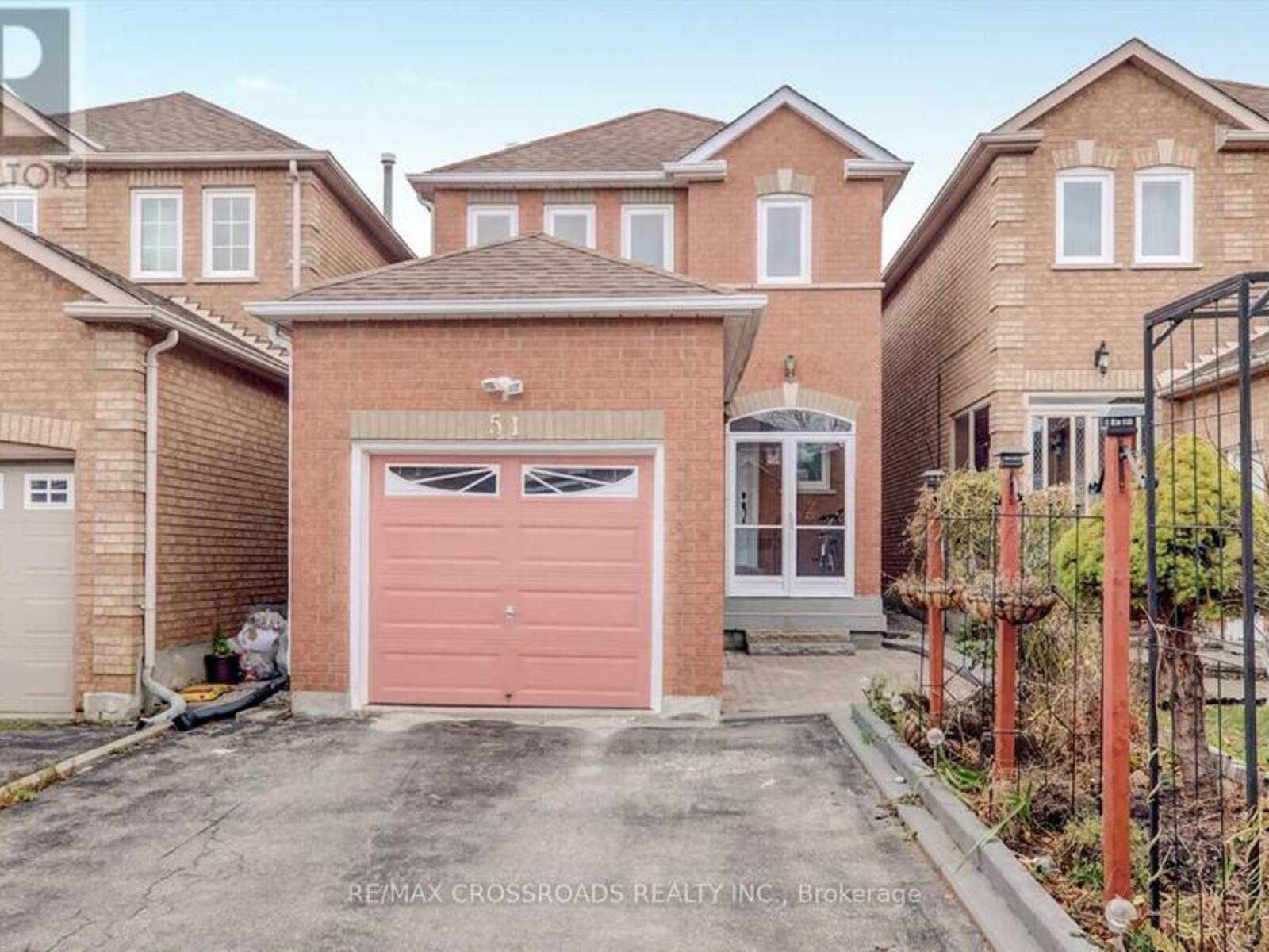 51 CLARION CRESCENT, Markham, Ontario L3S 3M4