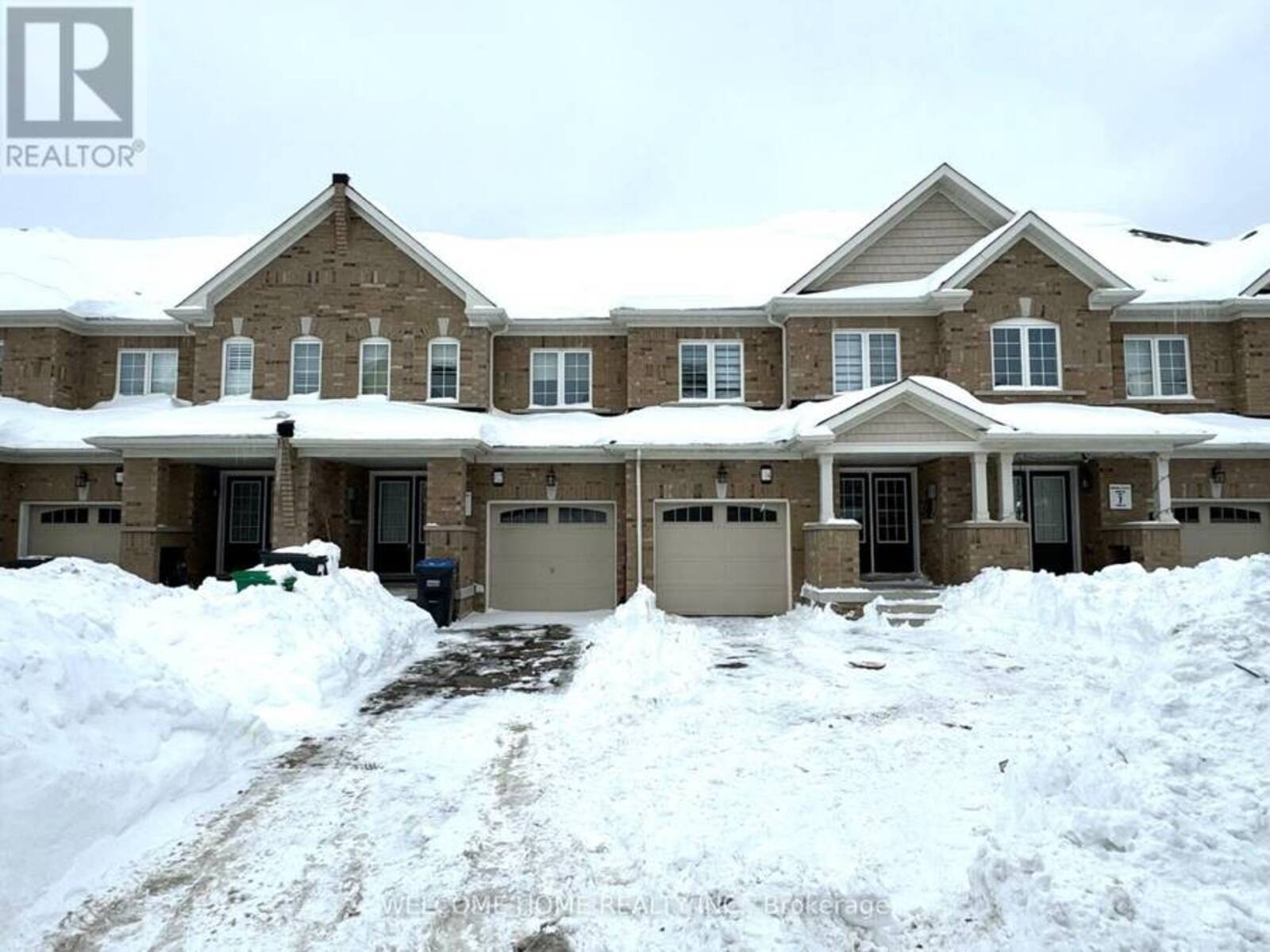 112 GOLDEN SPRINGS DRIVE, Brampton, Ontario L7A 4N7