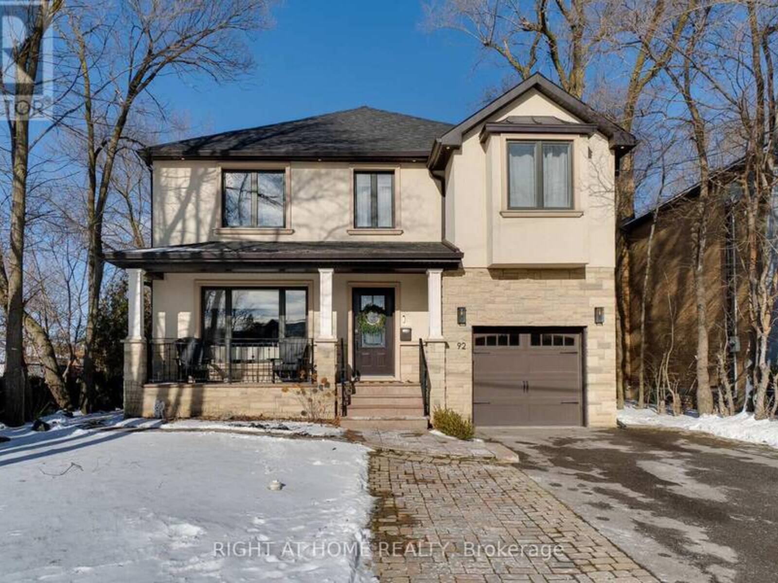 92 RIDGEVALE DRIVE, Toronto, Ontario M6A 1L3