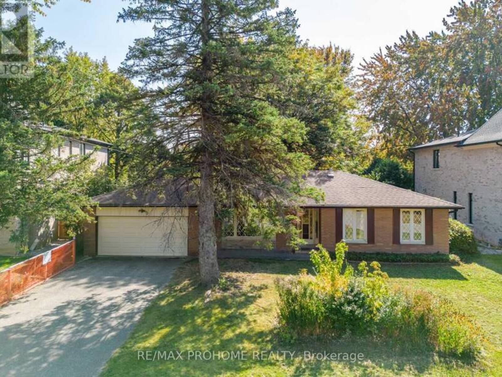 9 POMANDER ROAD, Markham, Ontario L3R 1X5