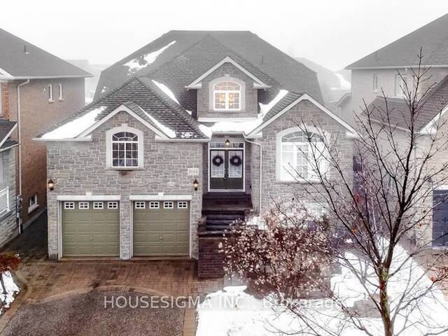 1044 SWISS HEIGHTS Oshawa Ontario, L1K 3B4