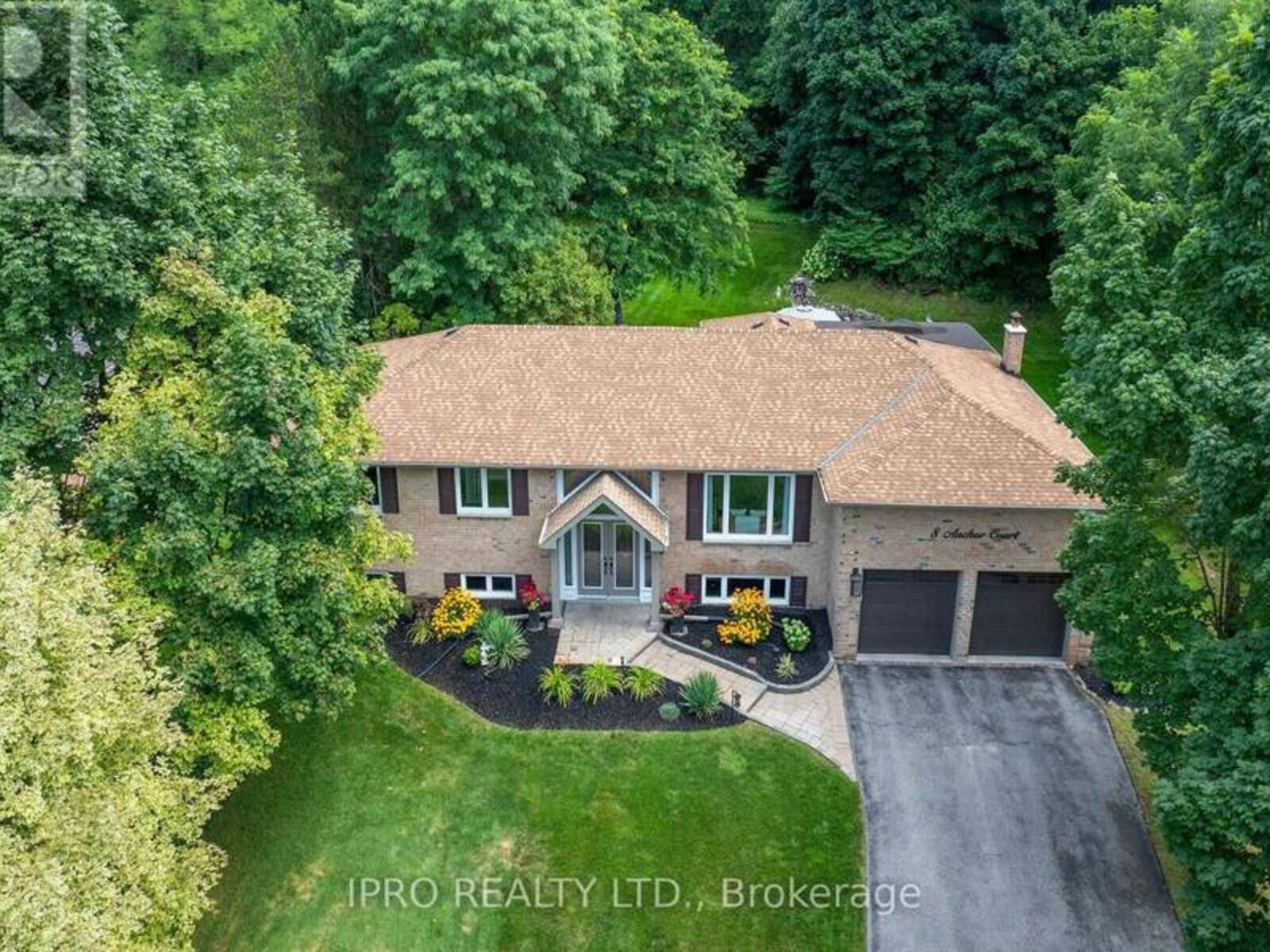 8 ANCHOR COURT, East Gwillimbury, Ontario L9N 1G1