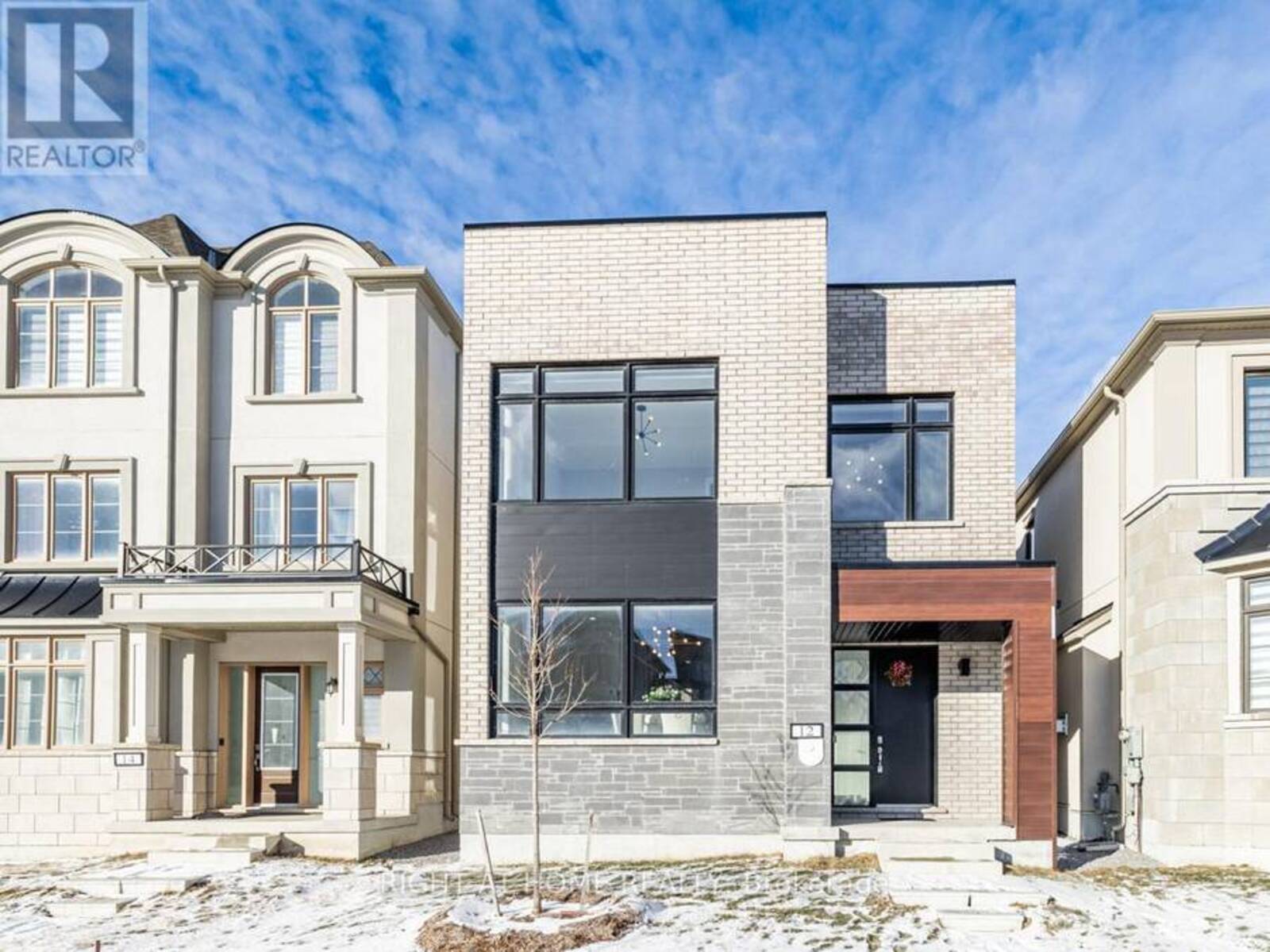 12 YORK DOWNS BOULEVARD, Markham, Ontario L6C 3J7