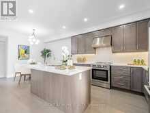 12 YORK DOWNS BOULEVARD | Markham Ontario | Slide Image Nine