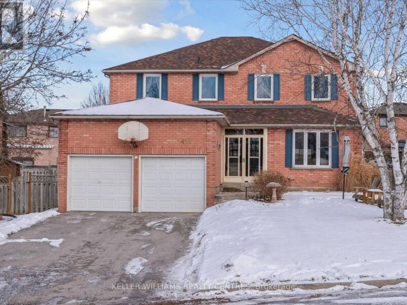 419 WEDDEL COURT, Newmarket, Ontario L3Y 7H2