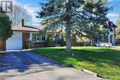 4 HONEYBOURNE CRESCENT | Markham Ontario | Slide Image Four