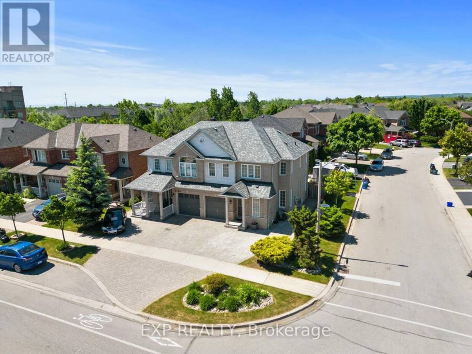 2168 SUTTON DRIVE, Burlington, Ontario L7L 7K5