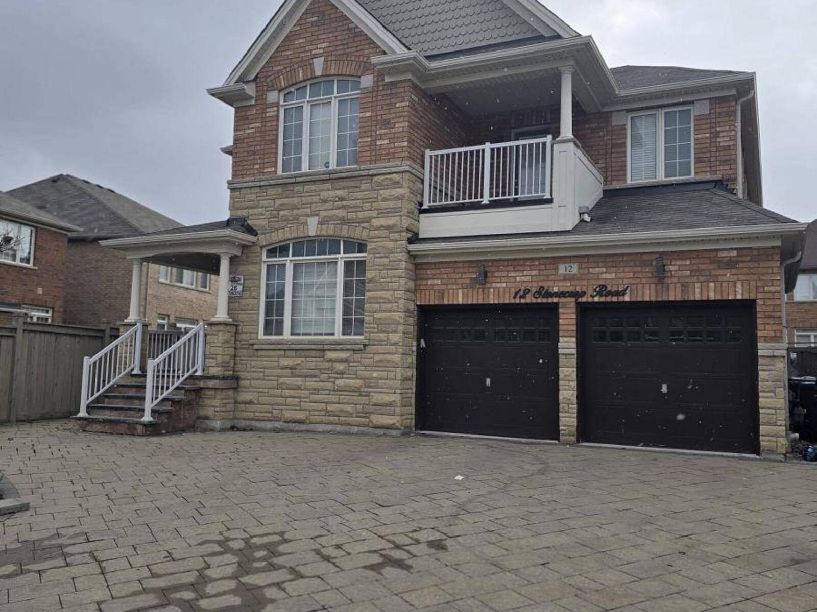 12 STONECROP ROAD, Brampton, Ontario L6Y 0C1