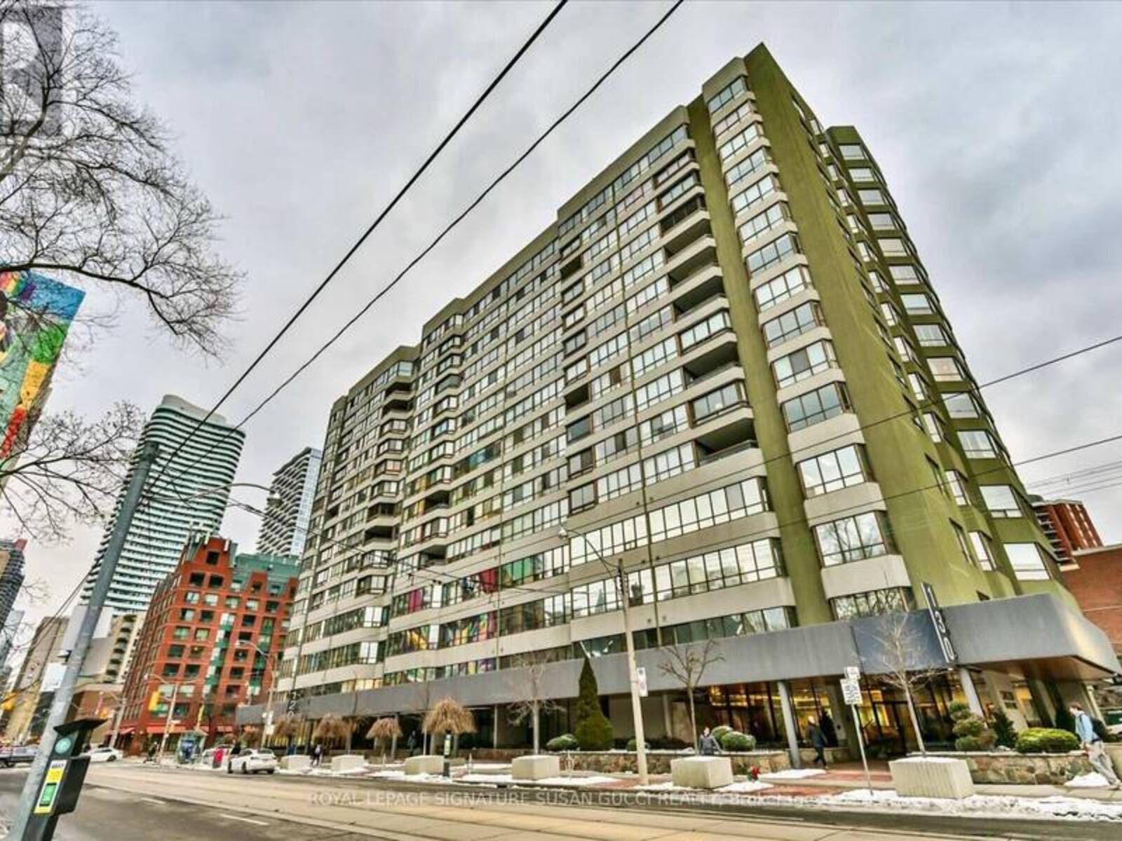 810 - 130 CARLTON STREET, Toronto, Ontario M5A 4K3