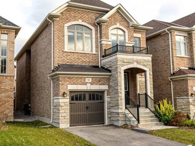 31 PINE HILL CRESCENT Aurora Ontario, L4G 3X9