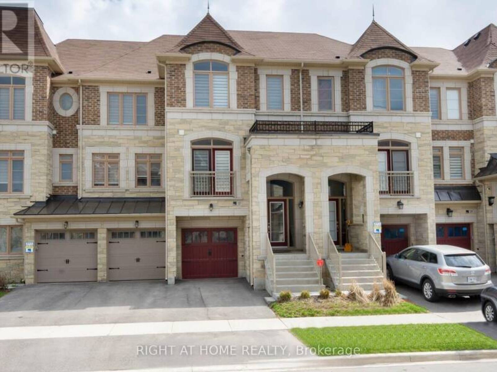 137 ALLEGRANZA AVENUE, Vaughan, Ontario L4L 1A6