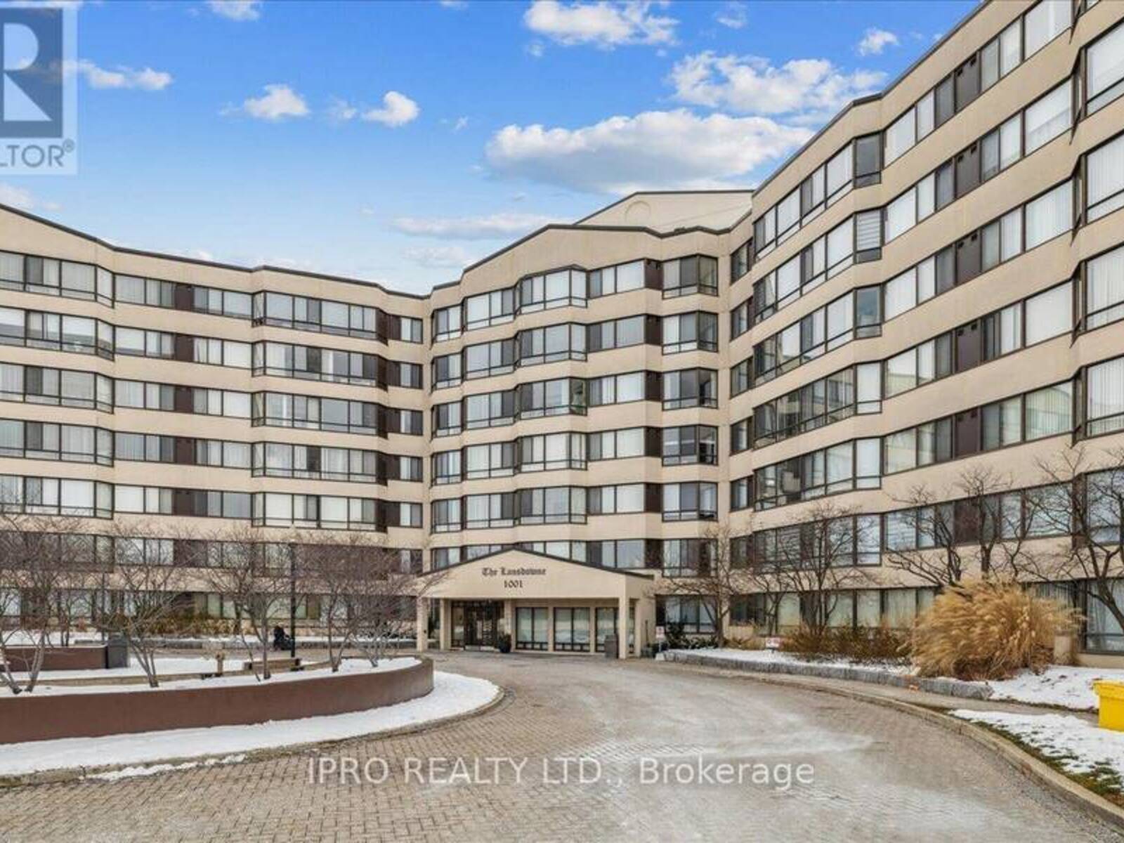 111 - 1001 CEDARGLEN GATE, Mississauga, Ontario L5C 4R2