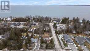 30 BAYSWATER DRIVE W | Wasaga Beach Ontario | Slide Image One