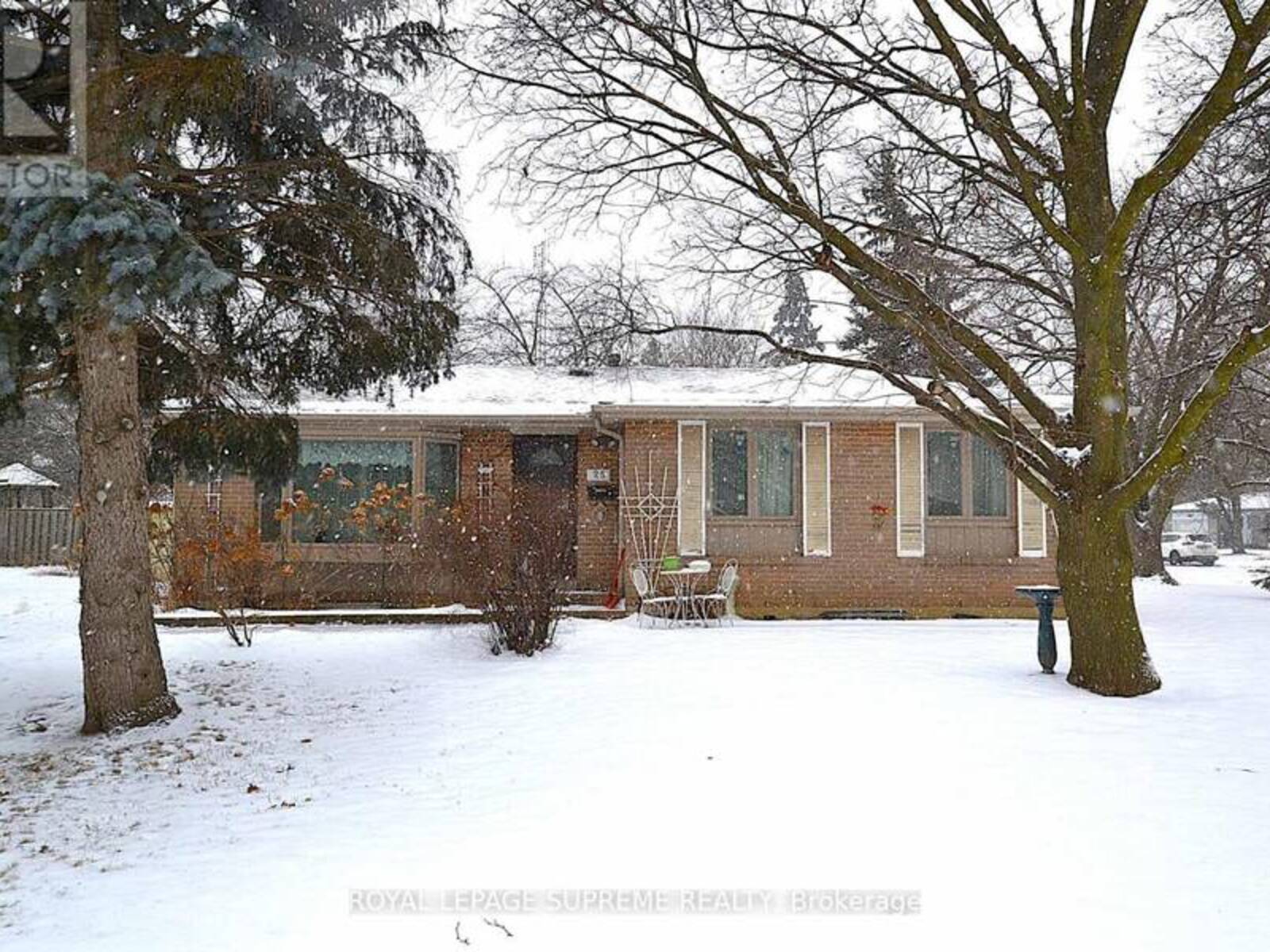 25 BROOKLAND DRIVE, Brampton, Ontario L6T 2M4