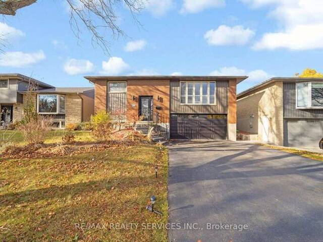 364 ROSELAWN PLACE Waterloo Ontario, N2L 5P1