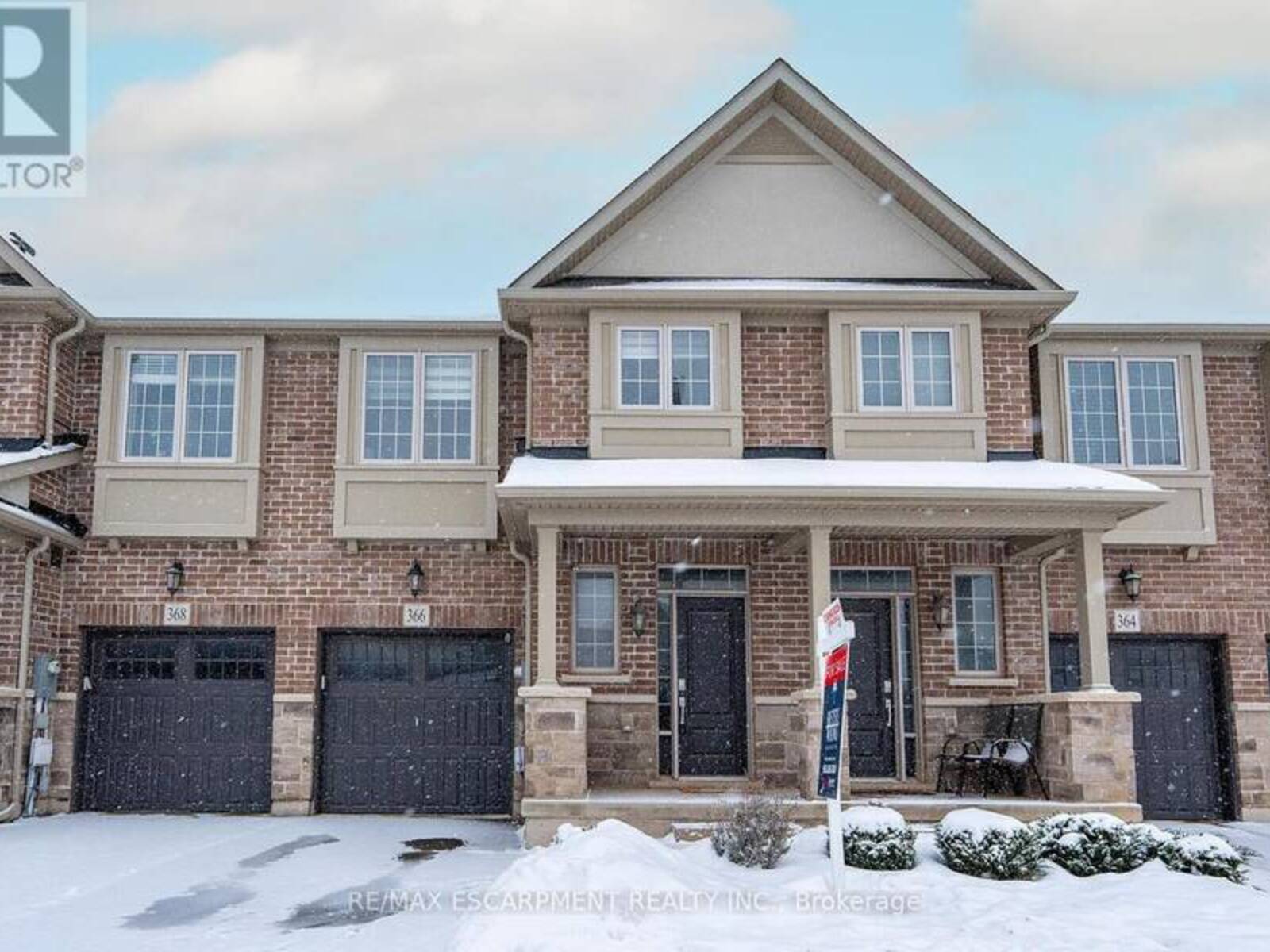 366 THRESHING MILL BOULEVARD, Oakville, Ontario L6H 7H5