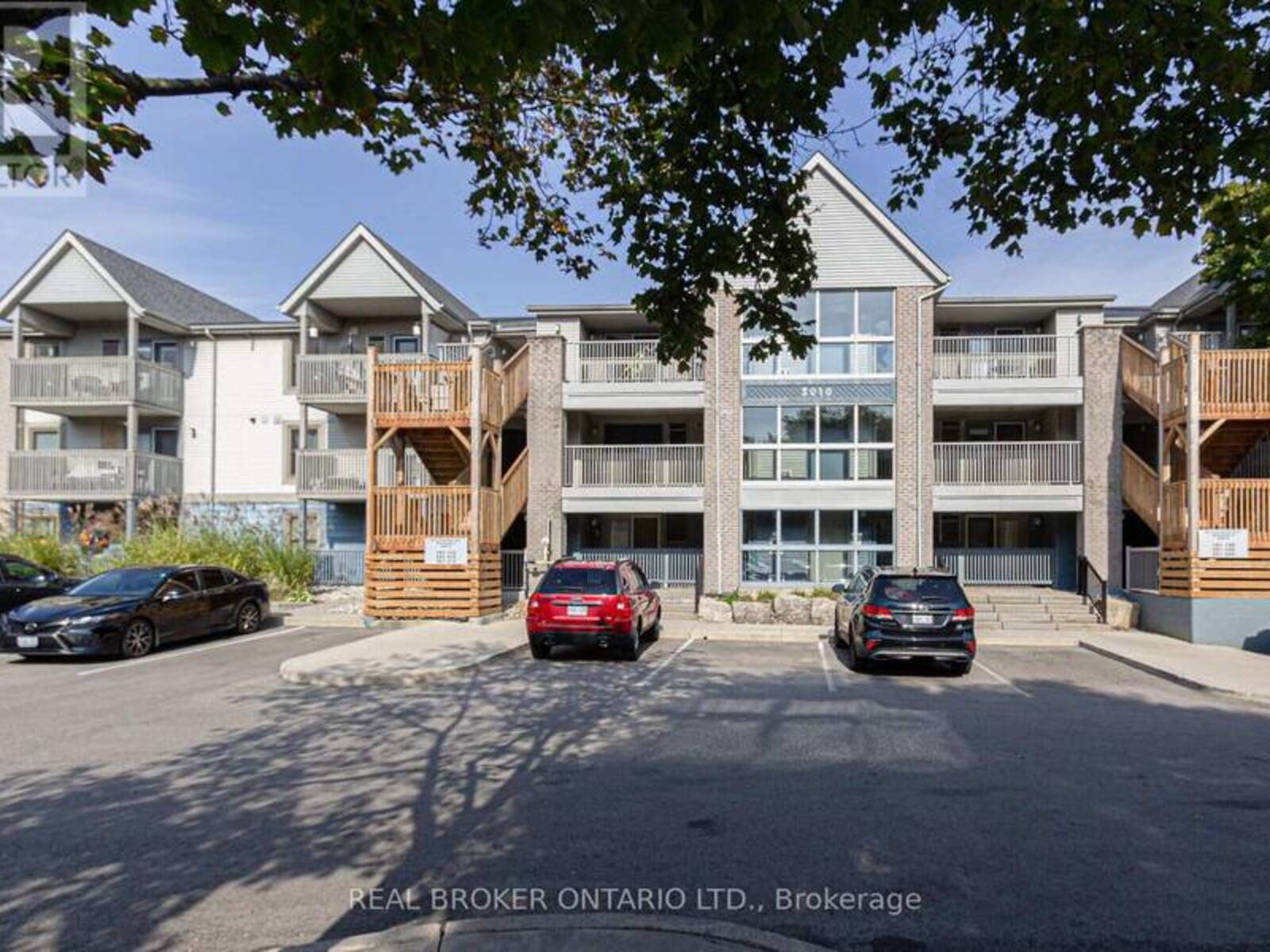 103 - 2010 CLEAVER AVENUE, Burlington, Ontario L7M 4C1