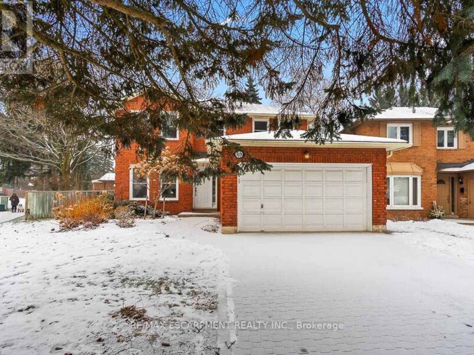 1033 CUTLER COURT, Mississauga, Ontario L5H 4C9