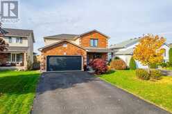 78 CELTIC DRIVE | Caledonia Ontario | Slide Image Three