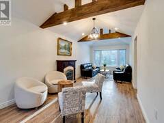 208 GLEN OAK DRIVE Oakville Ontario, L6K 2J2