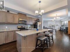 18 - 23 ECHOVALLEY DRIVE Hamilton Ontario, L8J 0K4