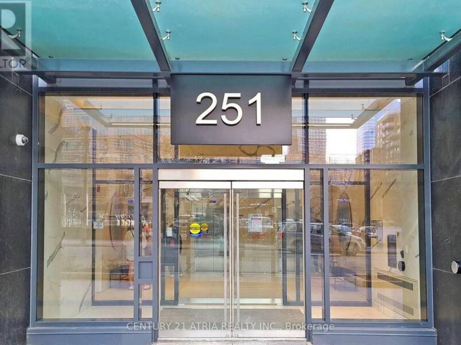 725 - 251 JARVIS STREET, Toronto, Ontario M5A 4R6