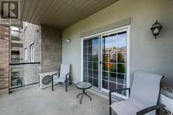 206 - 45 FERNDALE DRIVE S | Barrie Ontario | Slide Image Nine