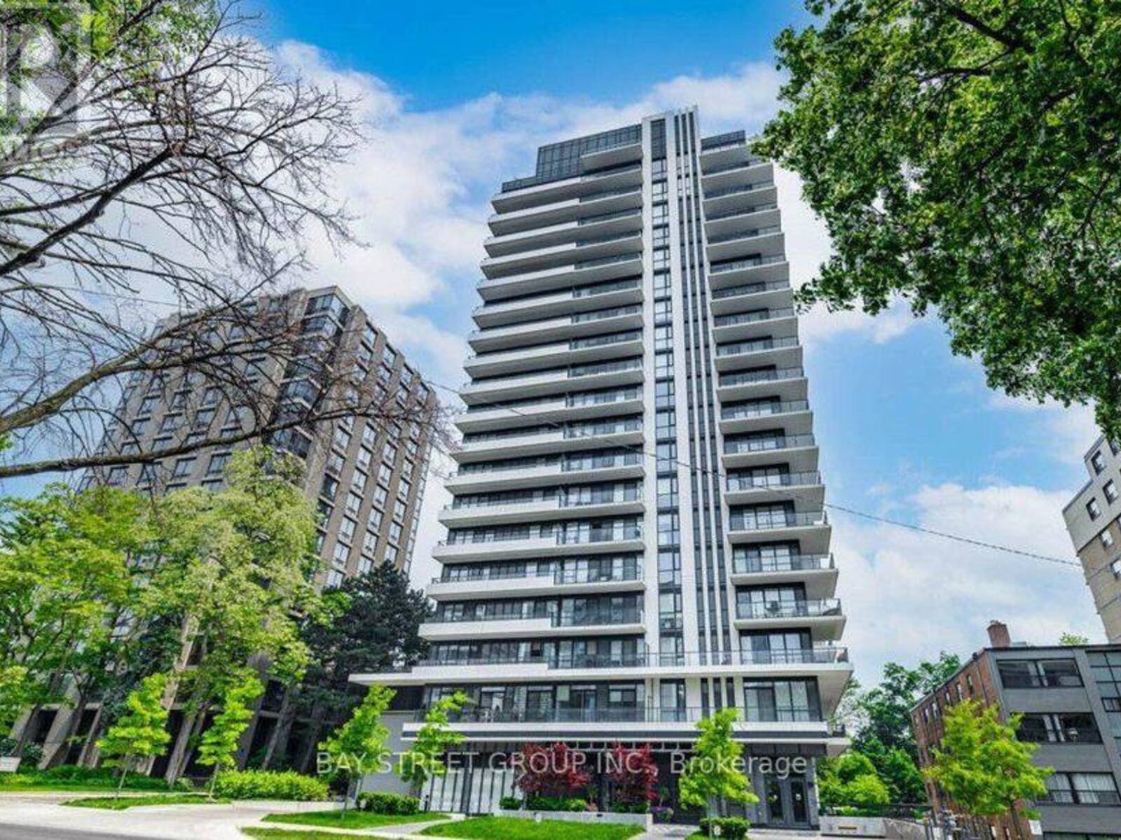 805 - 609 AVENUE ROAD, Toronto, Ontario M4V 2K3