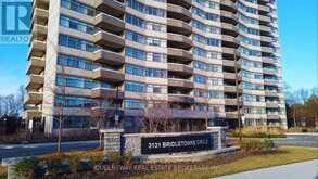 1403 - 3131 BRIDLETOWNE CIRCLE | Toronto Ontario | Slide Image Two