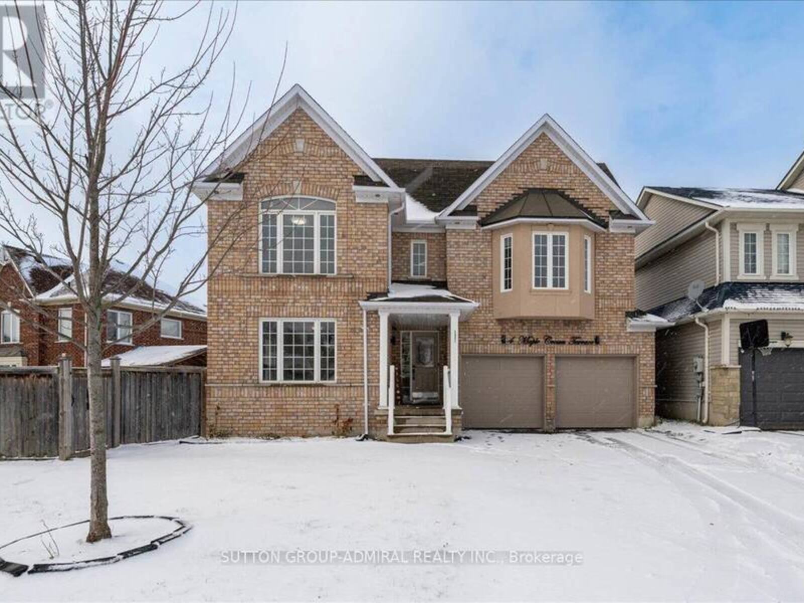 4 MAPLE CROWN TERRACE, Barrie, Ontario L4M 7H3