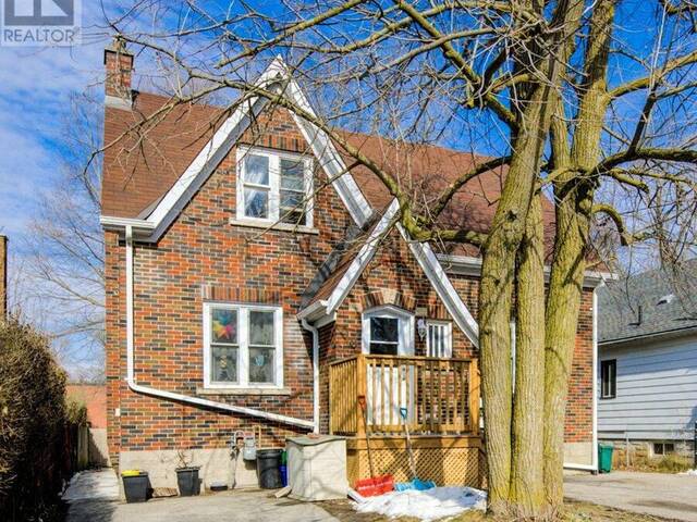 98 WATERLOO STREET Waterloo Ontario, N2J 1X9