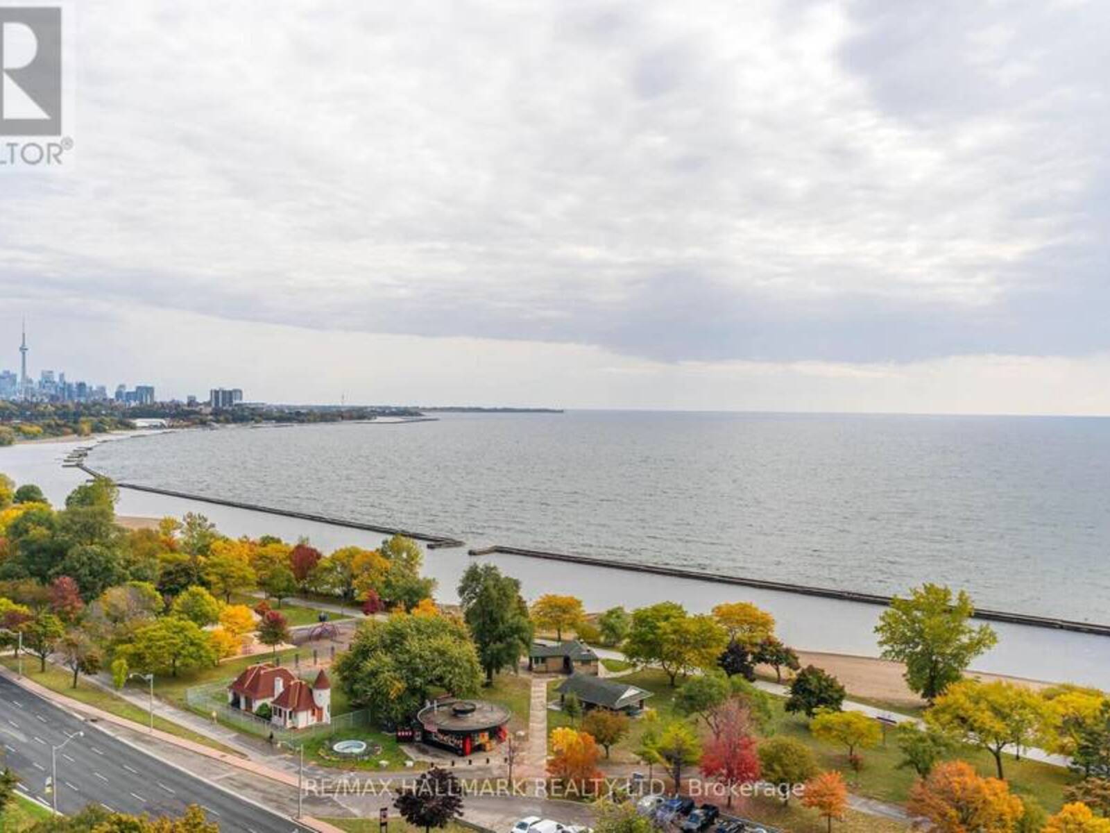 1806 - 1928 LAKE SHORE BOULEVARD W, Toronto, Ontario M6S 0B1